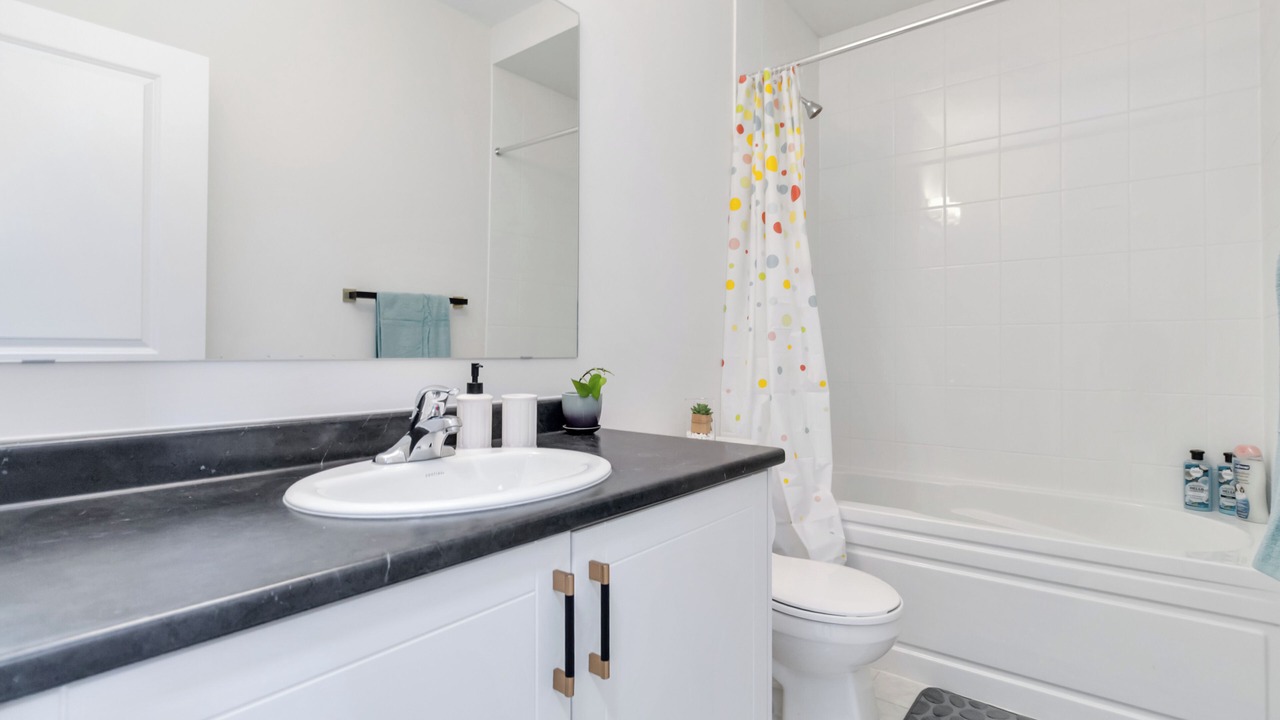 Photo of Bathroom in Oakville