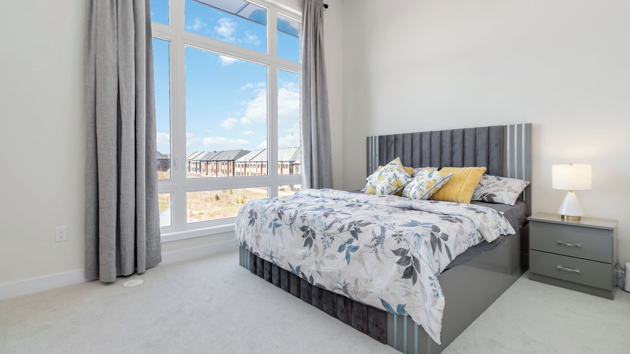 Photo of Bedroom in Oakville