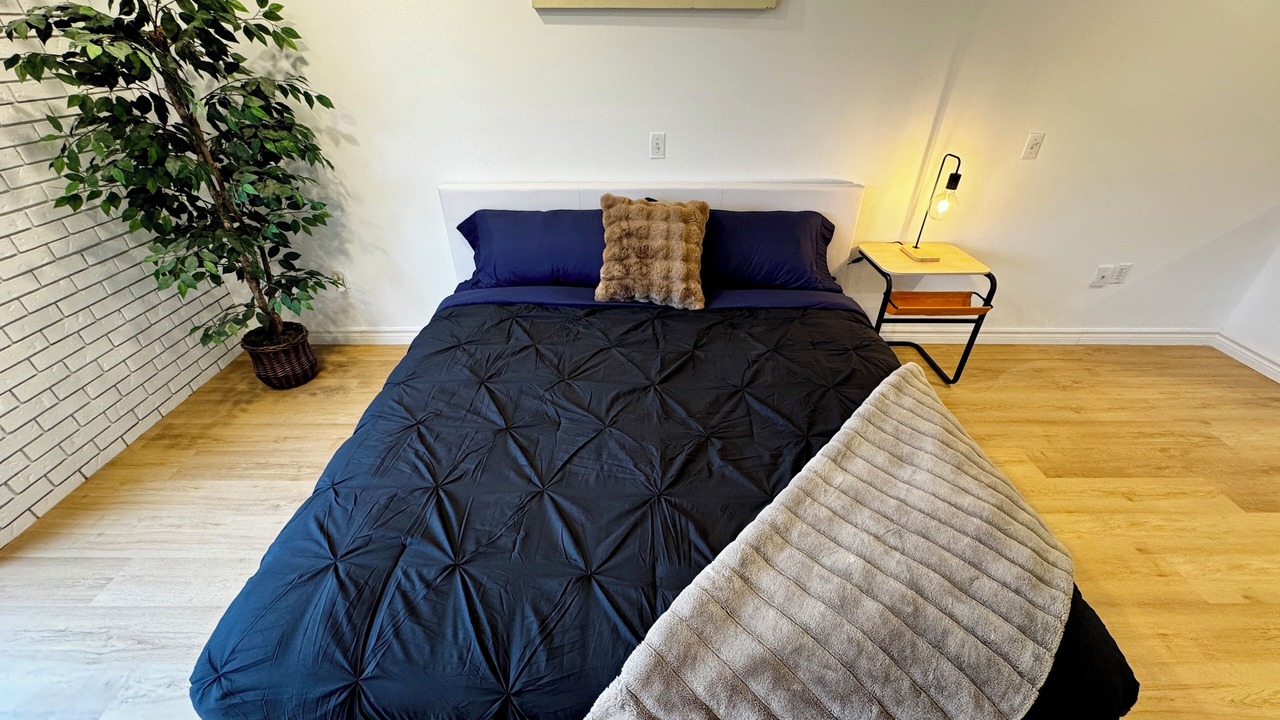 Photo of Bedroom in Bayview Woods - Steeles