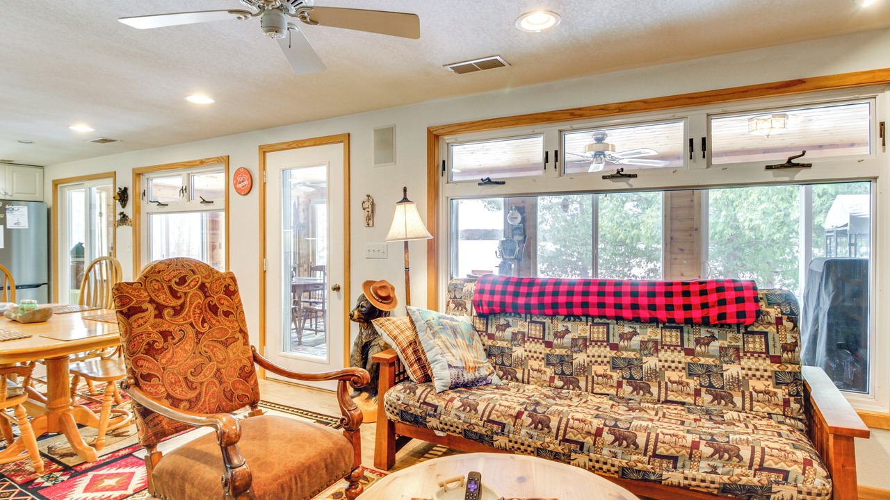 Photo of Livingroom in Walker