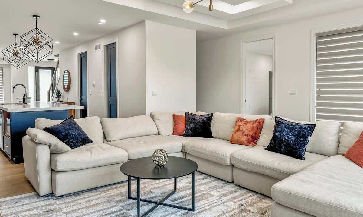 Photo of Livingroom in LaSalle