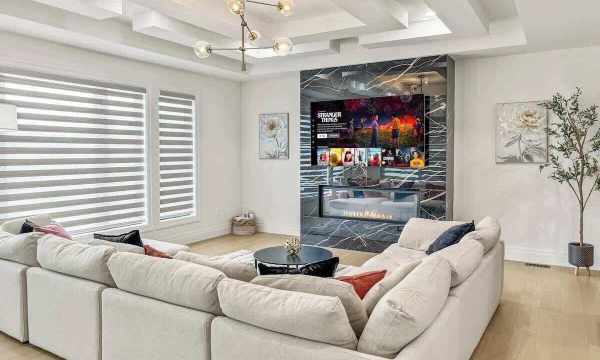 Photo of Livingroom in LaSalle