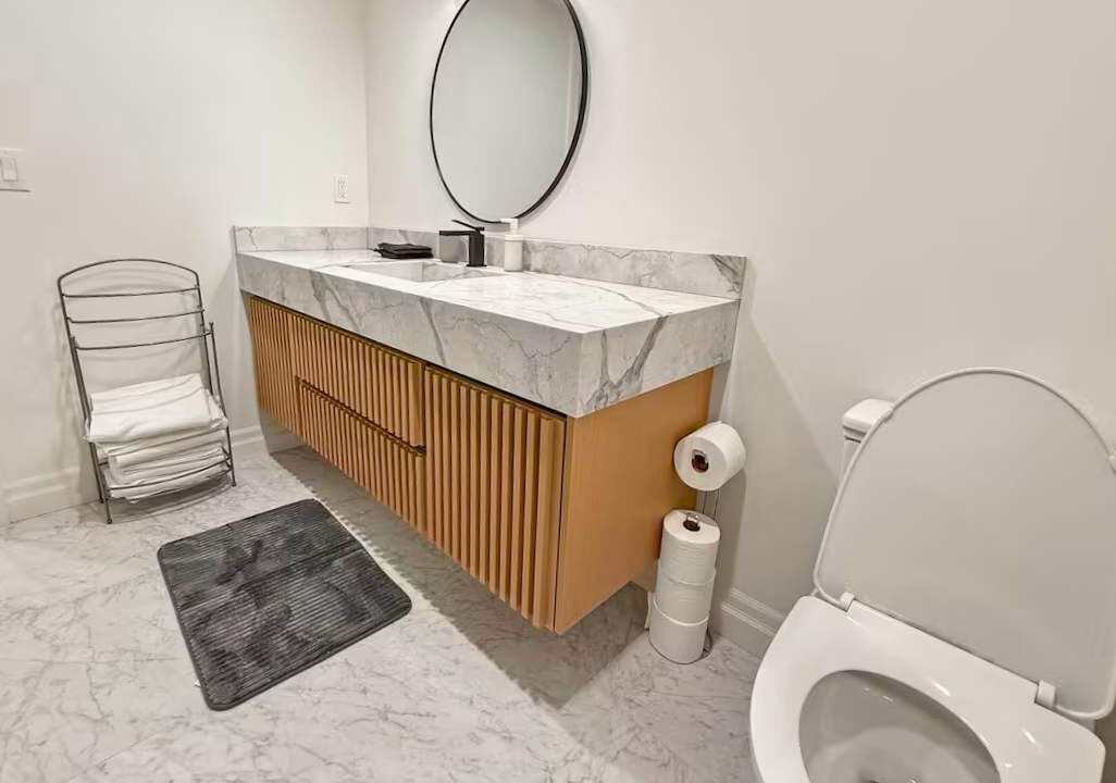 Photo of Bathroom in LaSalle