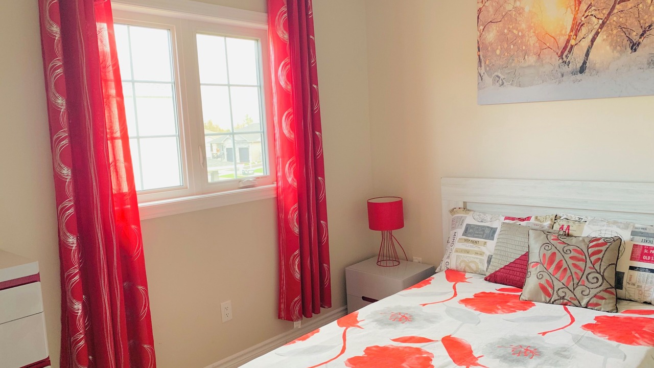 Photo of Bedroom in Amherstview
