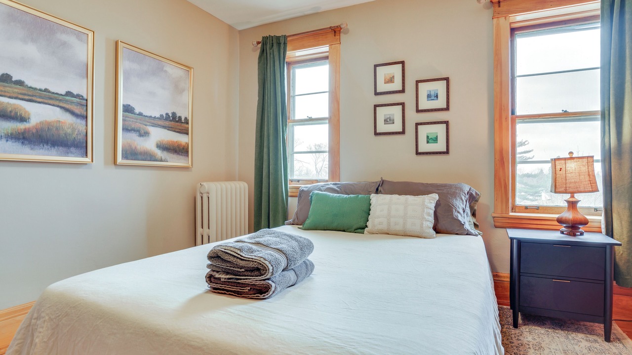 Photo of Bedroom in North End