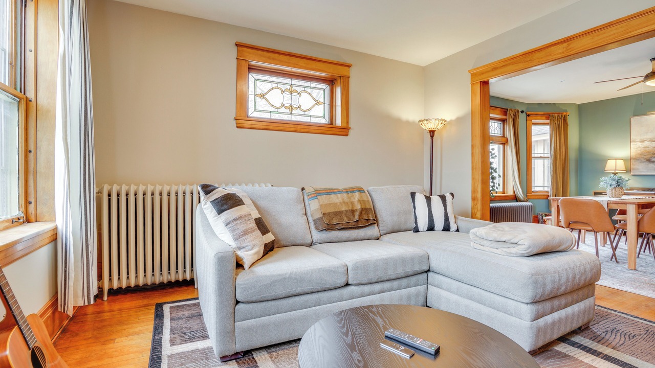Photo of Livingroom in North End