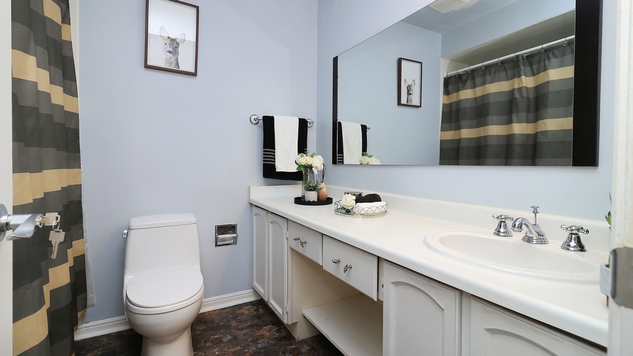 Photo of Bathroom in Oakville