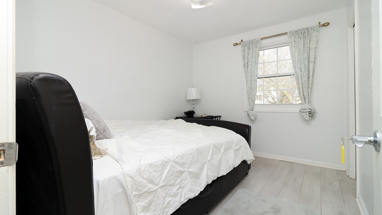 Photo of Bedroom in Oakville