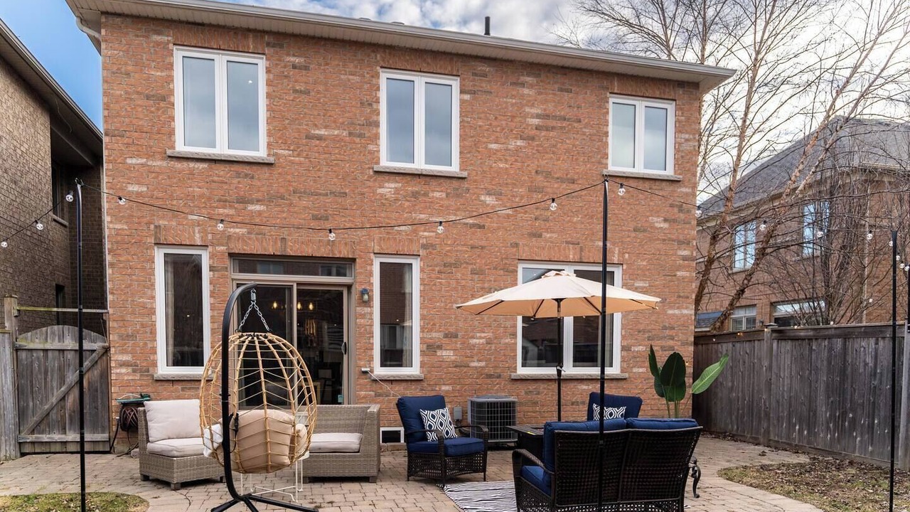 Photo of Patio Balcony in Halton Regional Municipality
