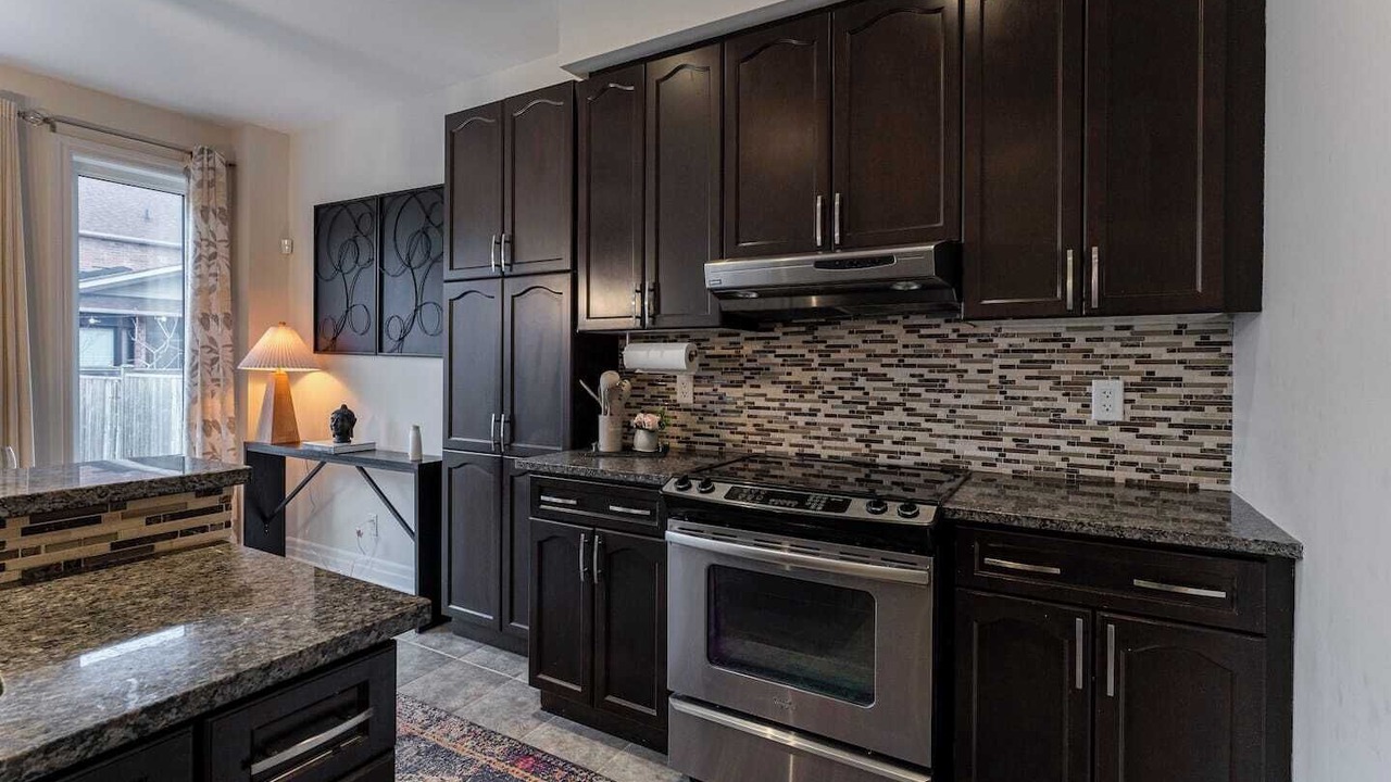 Photo of Kitchen in Halton Regional Municipality