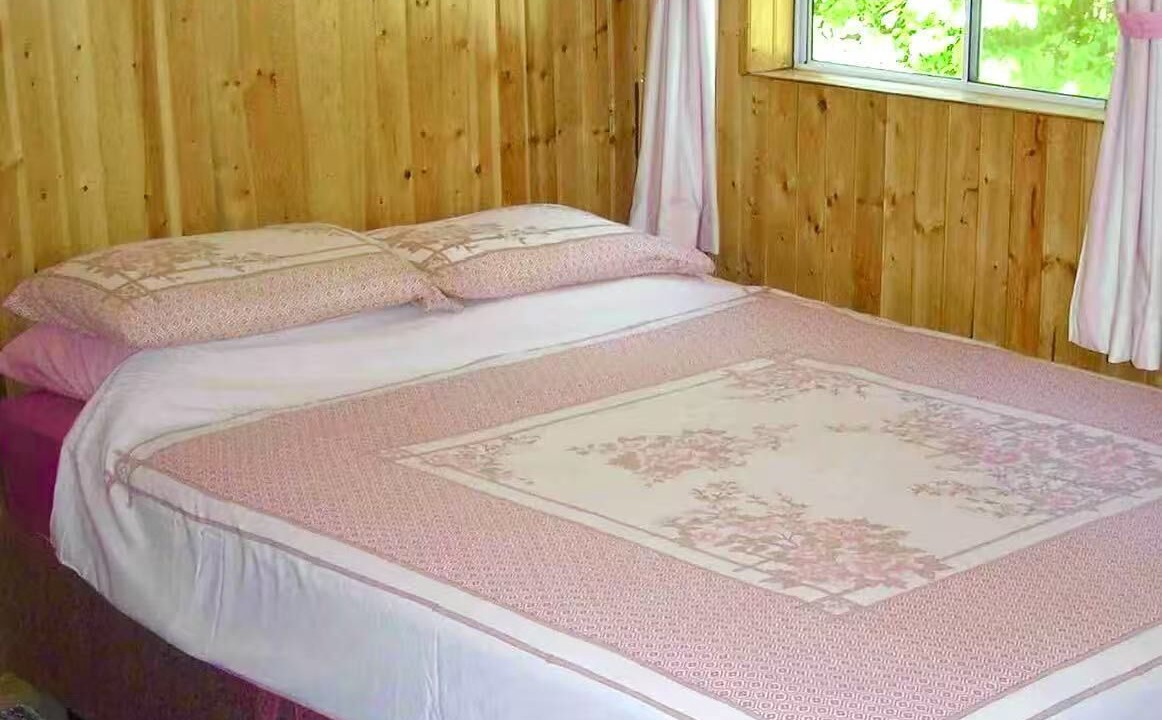 Photo of Bedroom in Lakefield