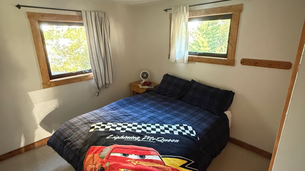 Photo of Bedroom in Clear Lake