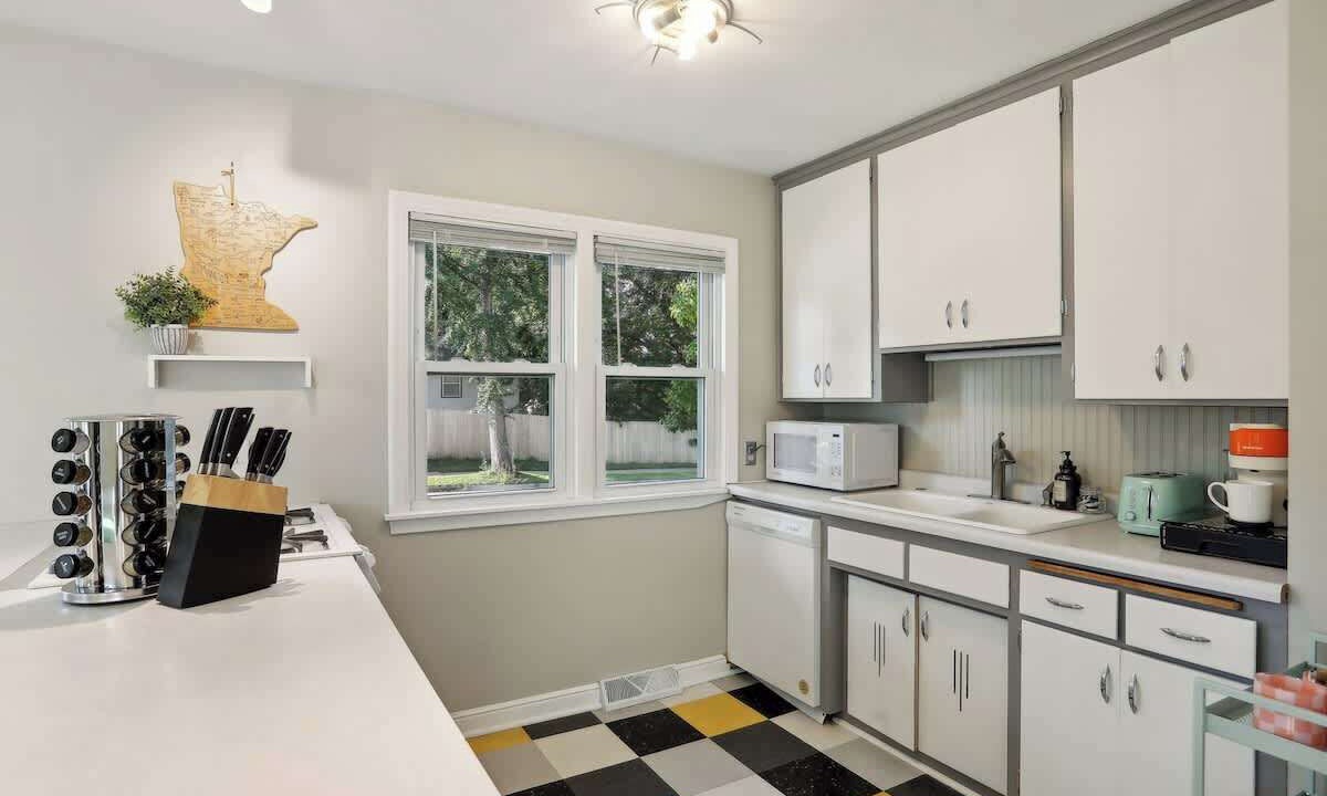 Photo of Kitchen in St. Anthony West