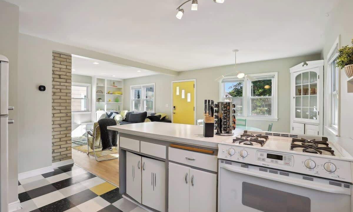 Photo of Kitchen in St. Anthony West
