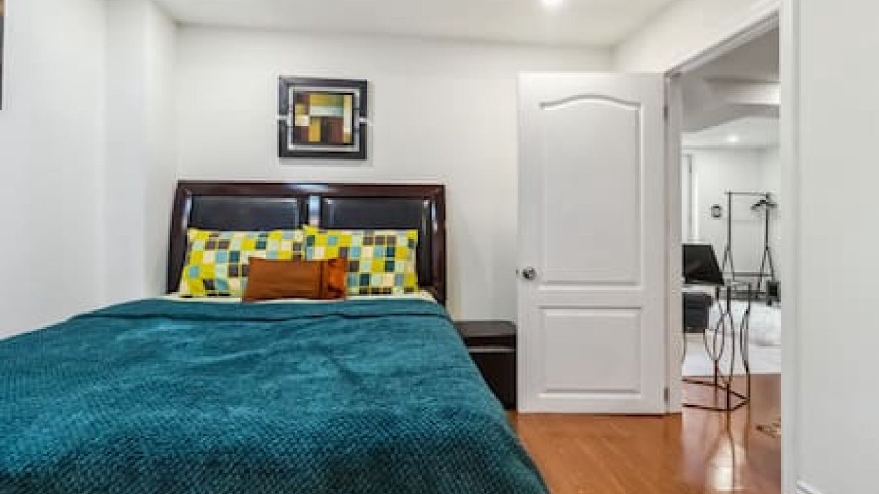 Photo of Bedroom in Churchill Meadows