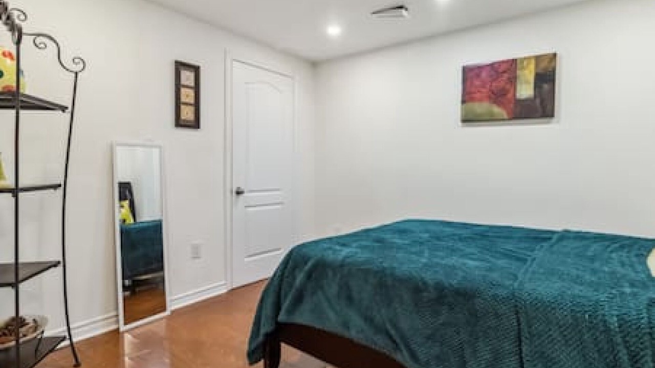 Photo of Bedroom in Churchill Meadows