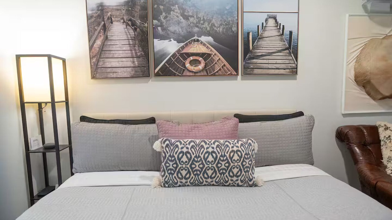 Photo of Bedroom in Church and Wellesley