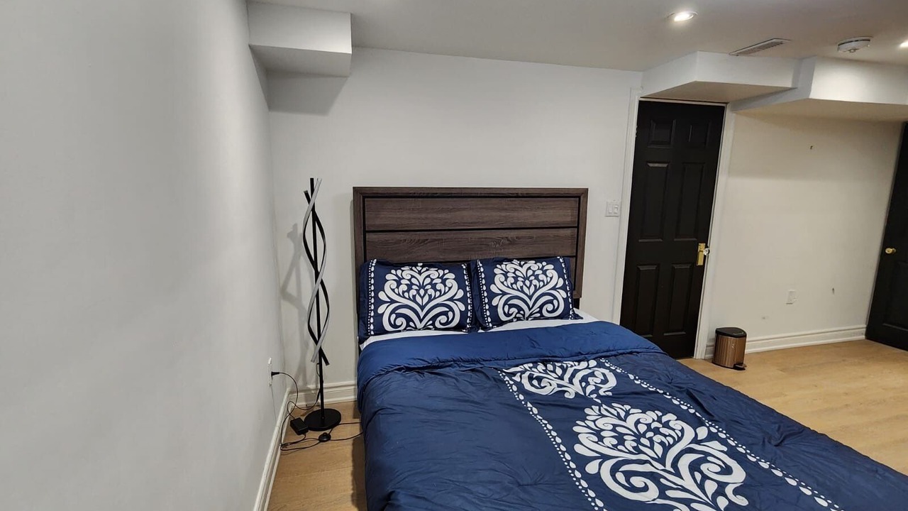 Photo of Bedroom in Caledon