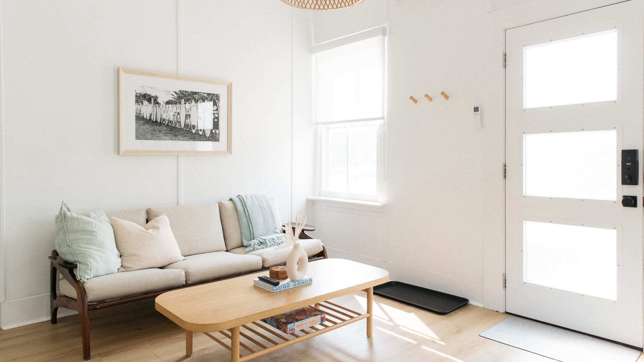 Photo of Livingroom in Port Dover