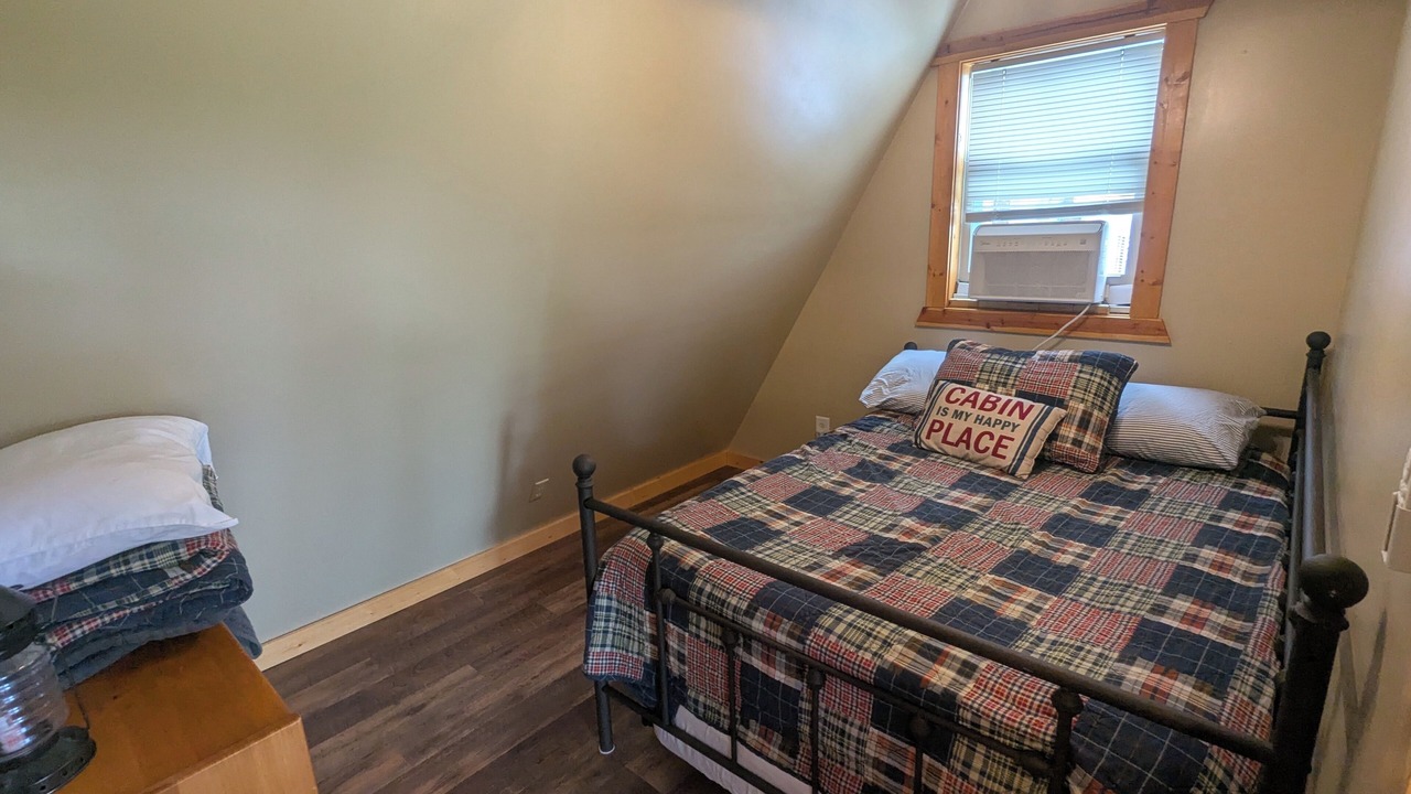 Photo of Bedroom in South Haven