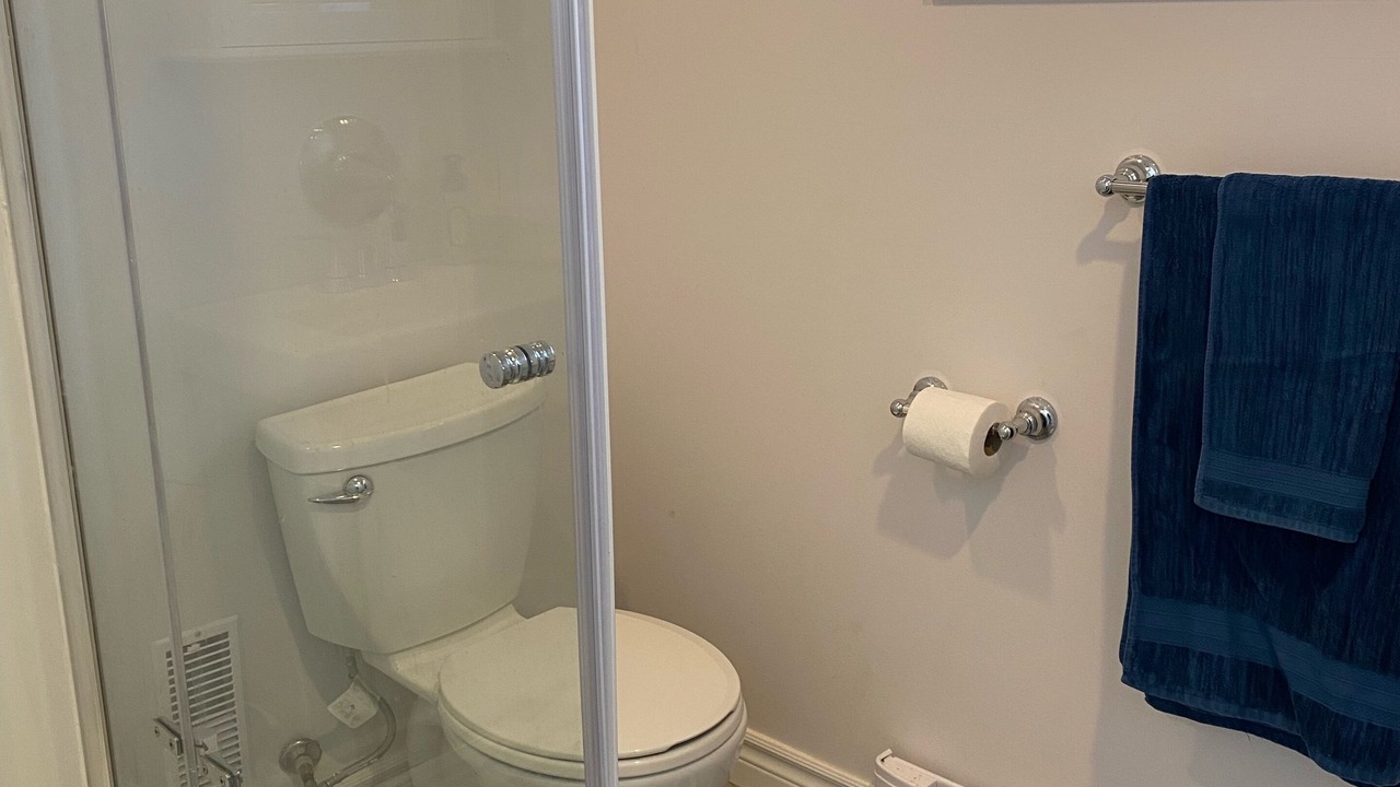 Photo of Bathroom in Cobden