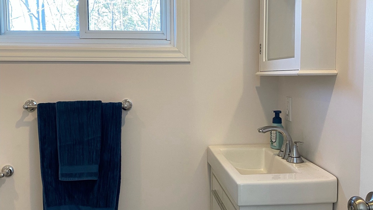 Photo of Bathroom in Cobden