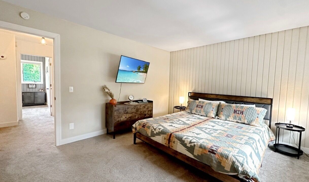 Photo of Bedroom in Hill City