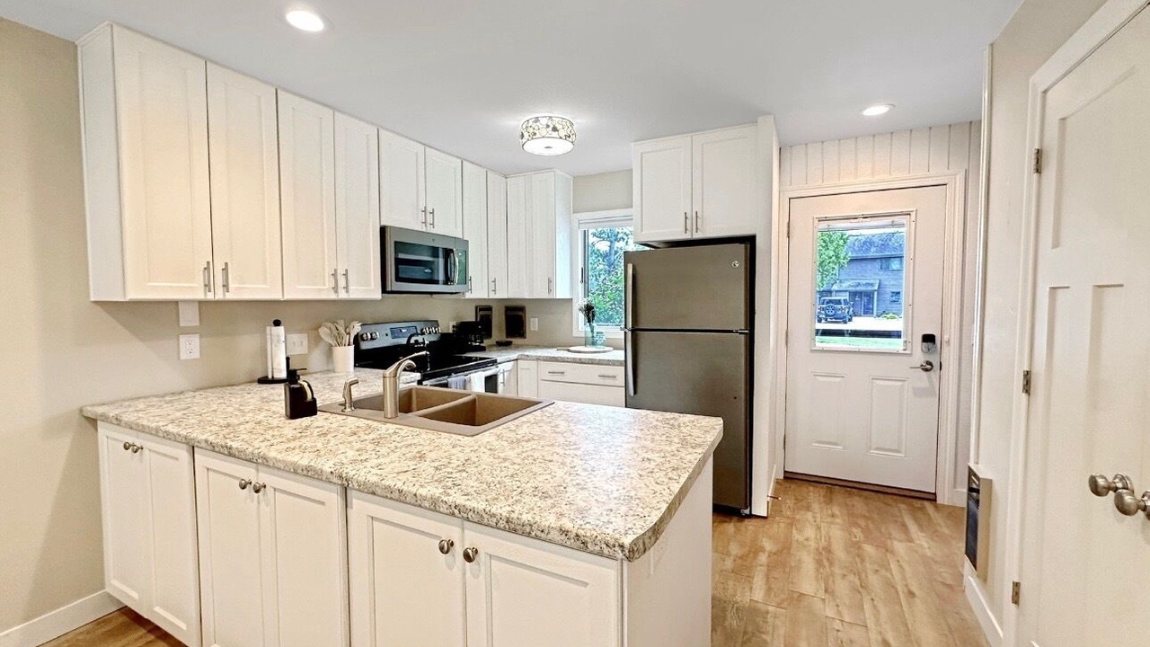 Photo of Kitchen in Hill City