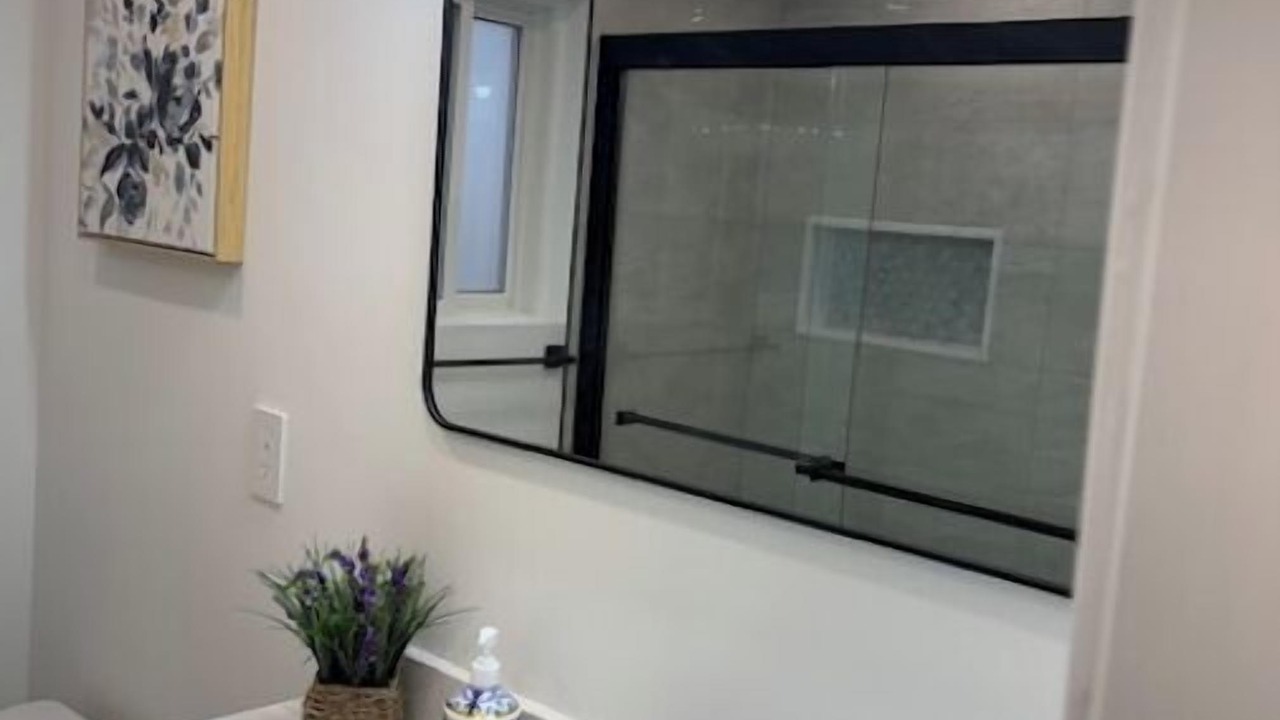 Photo of Bathroom in West Oakville