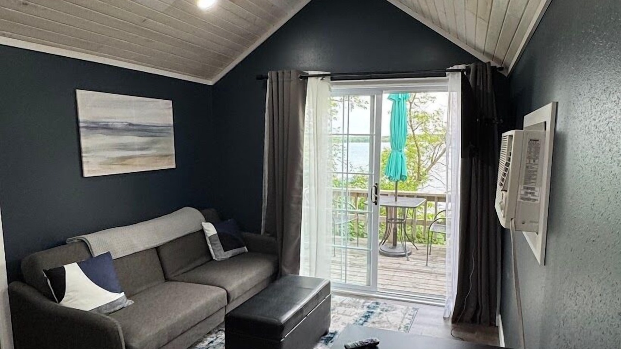 Photo of Livingroom in Battle Lake
