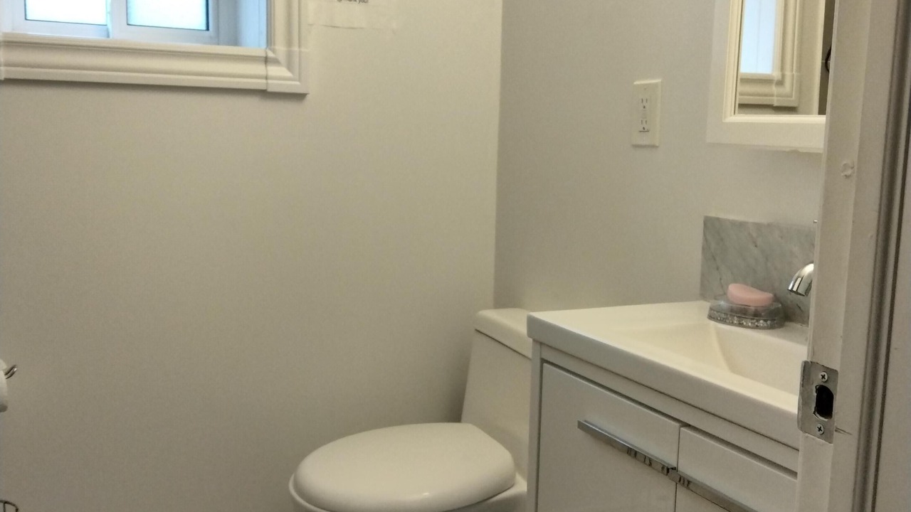 Photo of Bathroom in Waubaushene