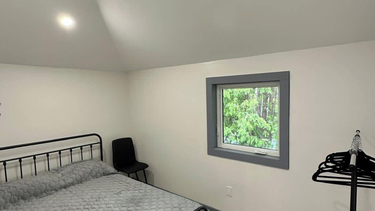 Photo of Bedroom in Innisfil