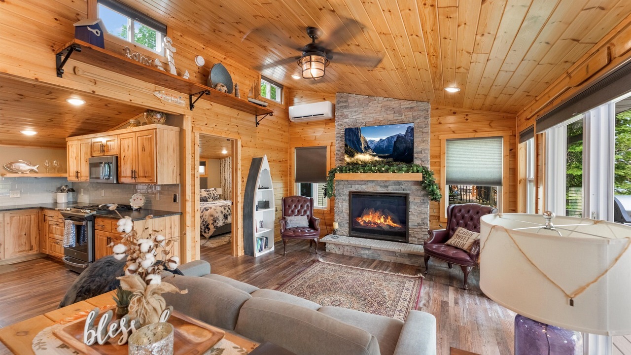 Photo of Outdoor in Stacy