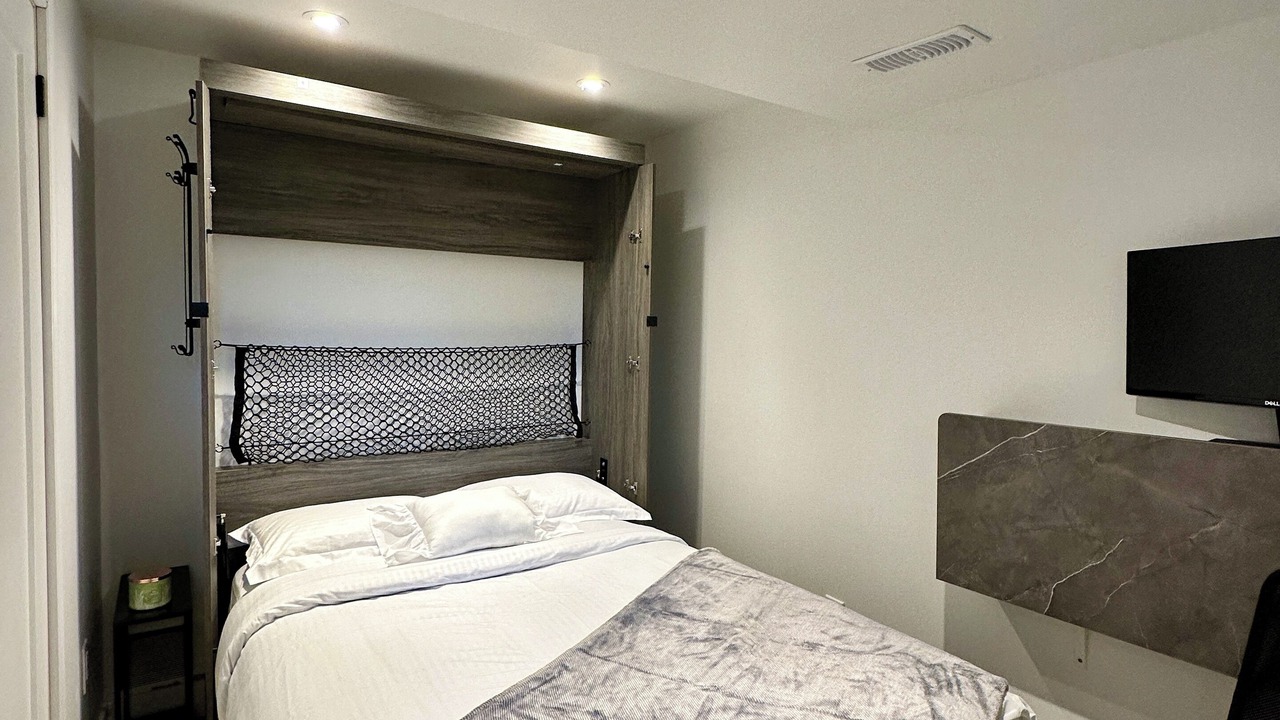Photo of Bedroom in Haliburton