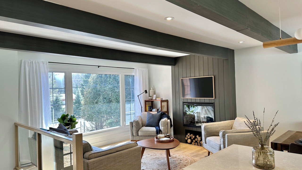Photo of Livingroom in Haliburton