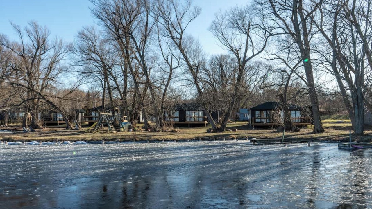 Photo of Outdoor in Harwood
