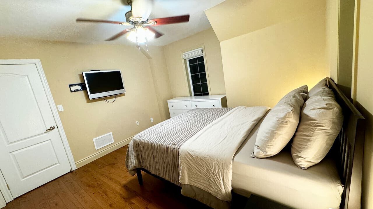 Photo of Bedroom in Brampton