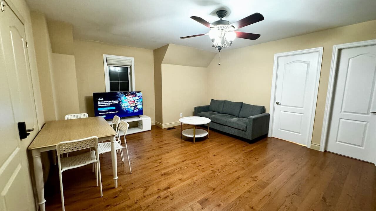 Photo of Livingroom in Brampton