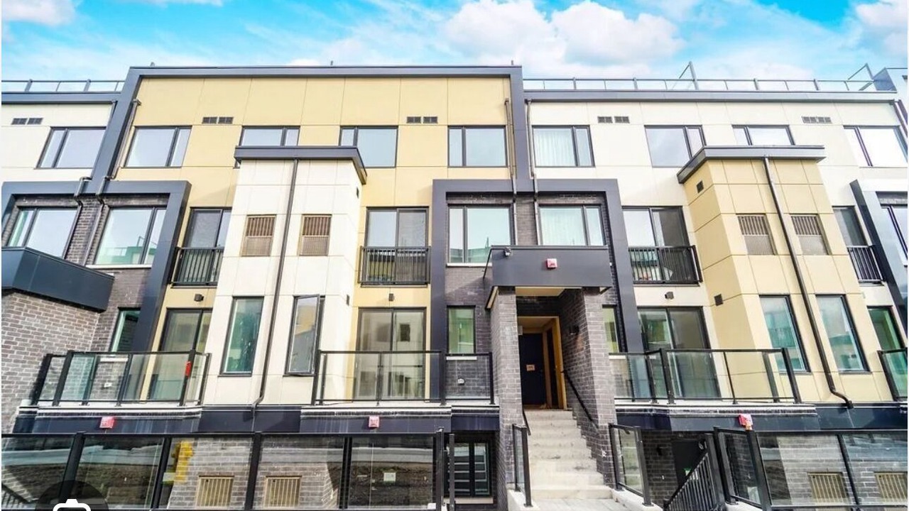 Photo of Outdoor in Victoria Village