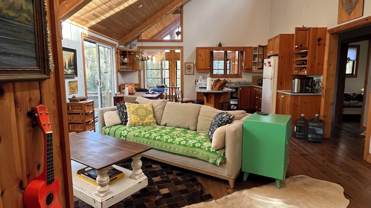 Photo of Livingroom in Georgian Bay