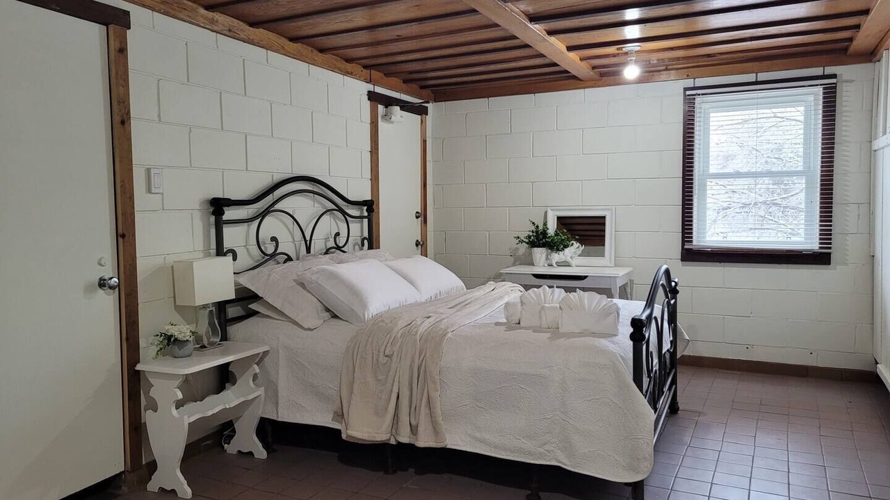 Photo of Bedroom in Seeleys Bay