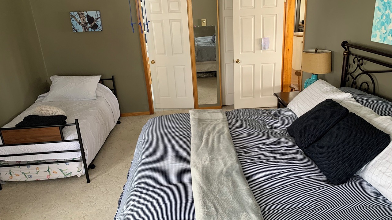 Photo of Bedroom in Frontenac
