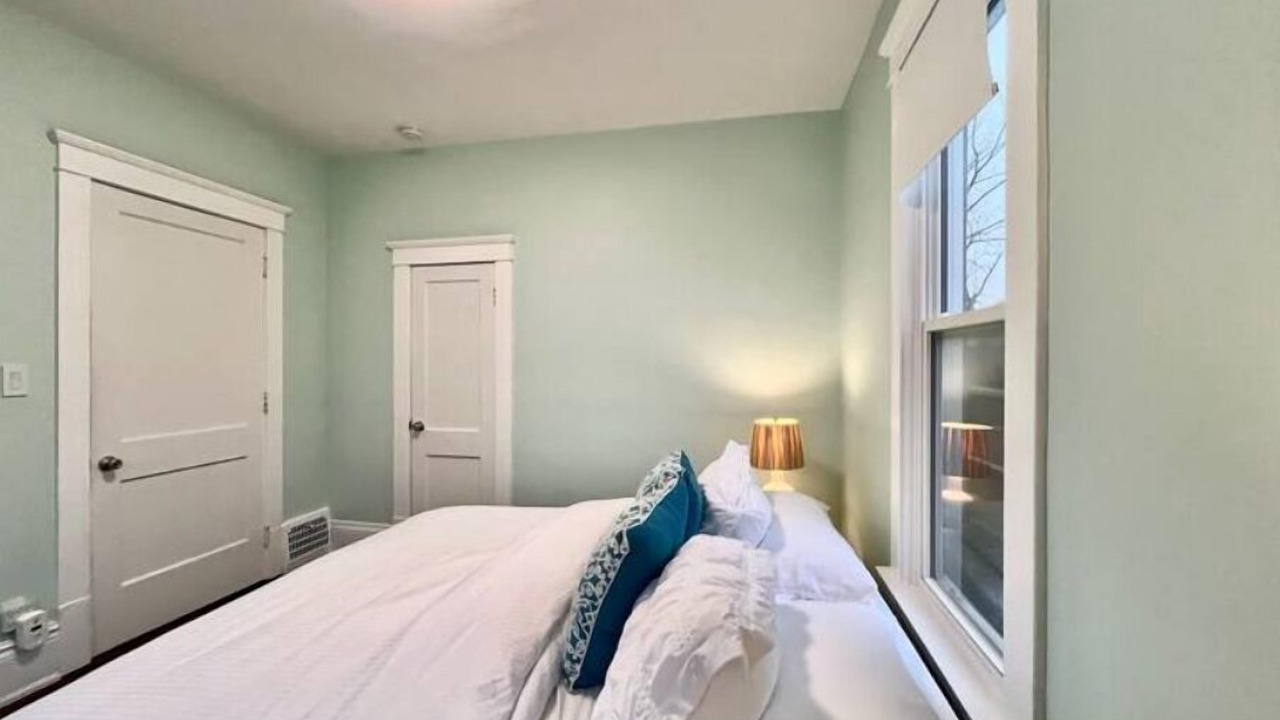 Photo of Bedroom in Sarnia