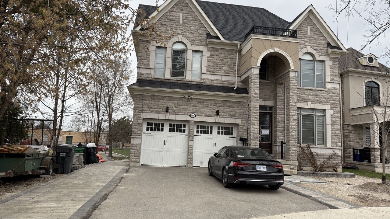 Photo of Outdoor in Cooksville
