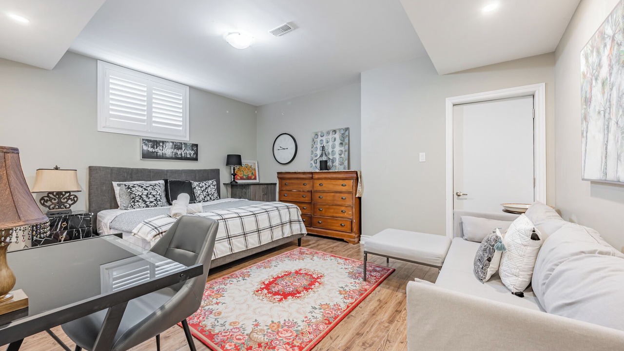 Photo of Bedroom in Cooksville