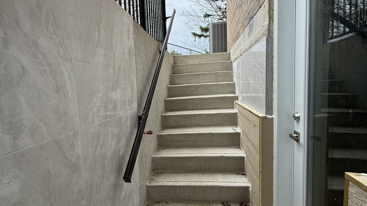 Photo of Outdoor in Cooksville