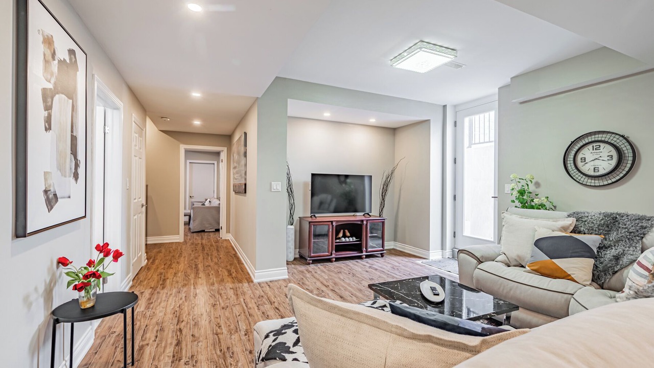 Photo of Livingroom in Cooksville
