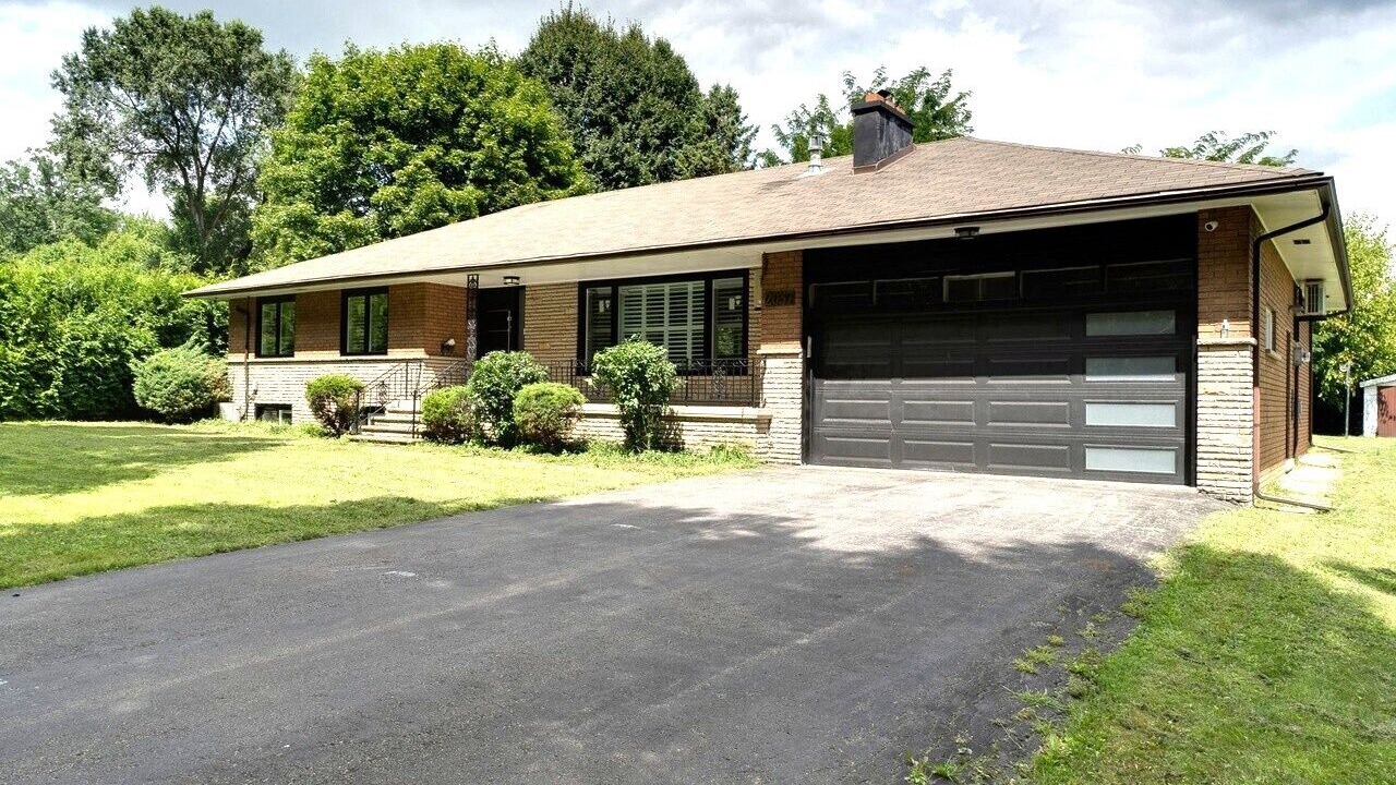 Photo of Outdoor in Cooksville