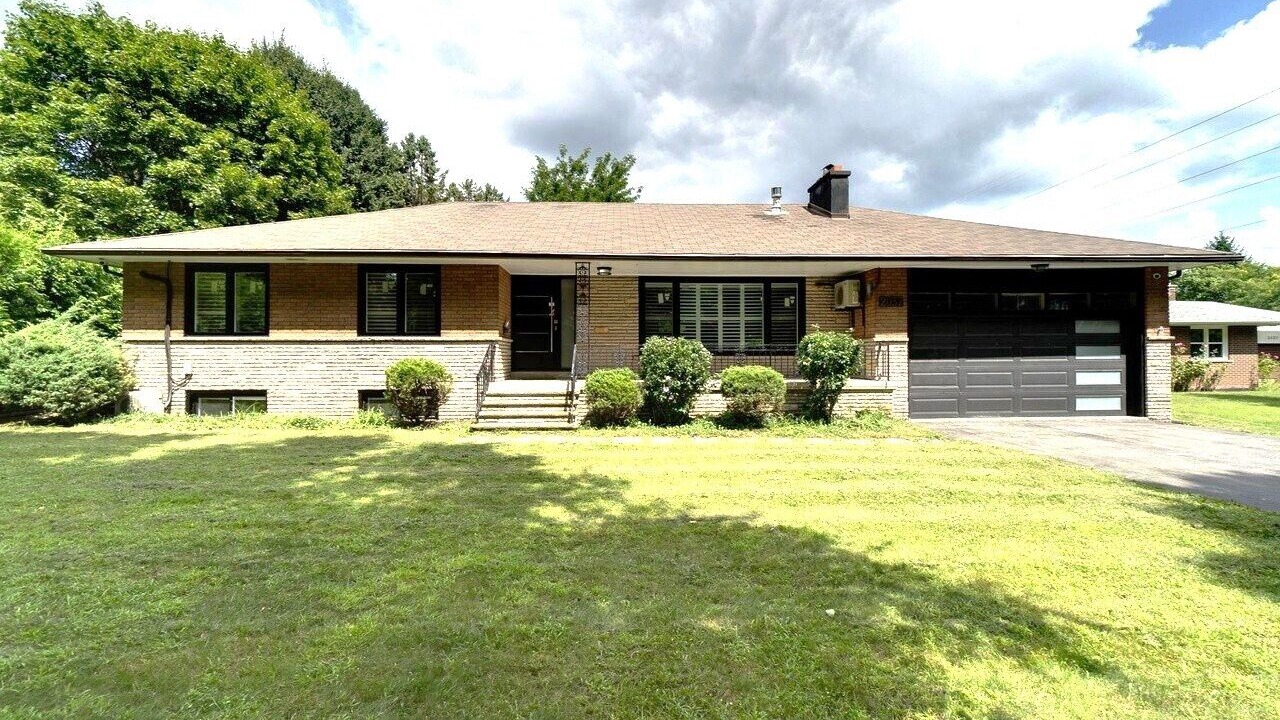 Photo of Outdoor in Cooksville