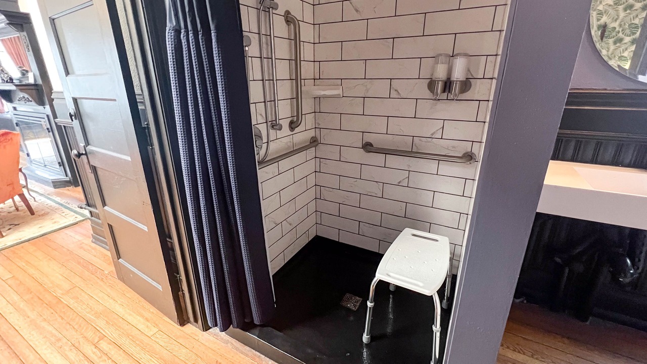 Photo of Bathroom in Downtown - Waterfront
